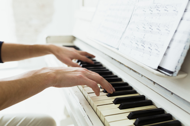 4 bài tập luyện ngón khi chơi Piano để đạt tốc độ đi nốt nhanh hơn 8