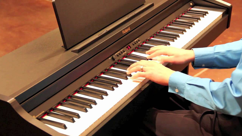 4 bài tập luyện ngón khi chơi Piano để đạt tốc độ đi nốt nhanh hơn 5