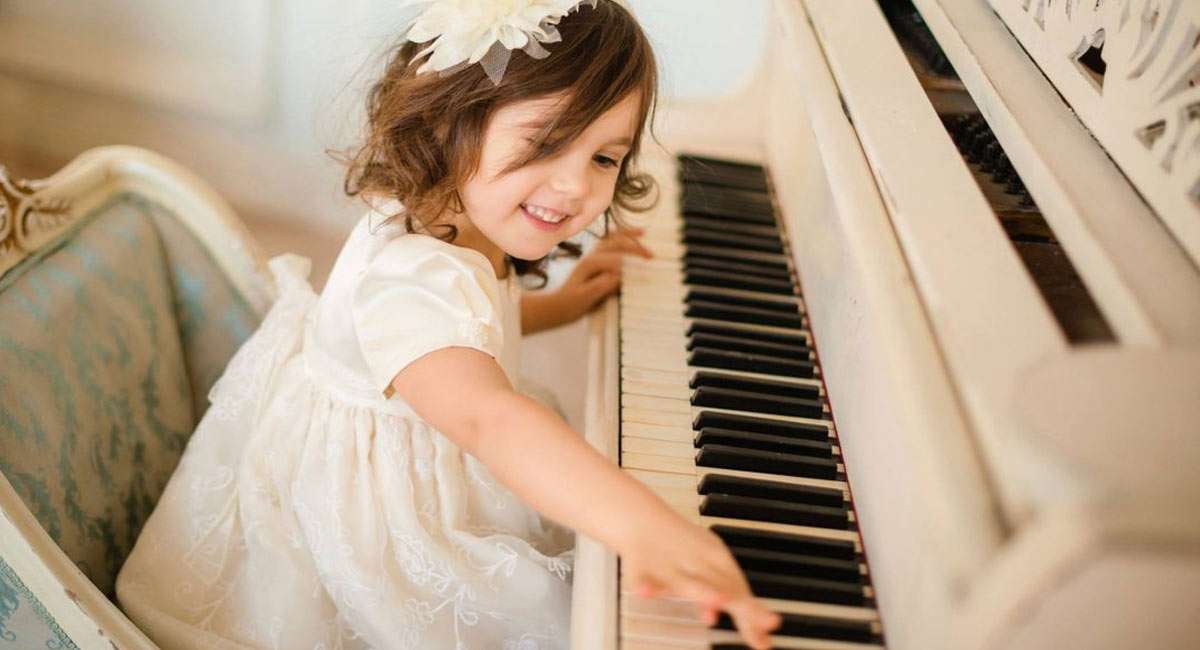 Tại Sao Nên Cho Bé Học Đàn Piano Từ Sớm? SEAMI.VN