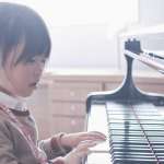 Piano Giúp Phát Triển Khả Năng Ngôn Ngữ Của Bé Thế Nào?