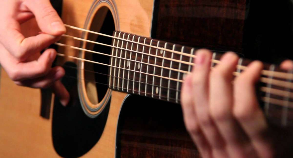 7 Kỹ thuật Fingerstyle Guitar cực hay mà bạn nên biết