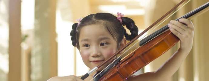 8 Lợi Ích Khi Cho Trẻ Em Học Đàn Violin Từ Nhỏ Cần Biết
