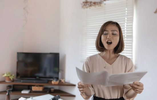 4 Bí quyết luyện thanh tại nhà giúp bạn có giọng hát chuẩn
